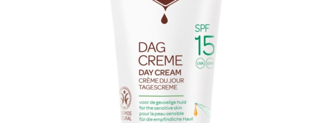 ABLOOM vs BeeHonest․ Երևանում ամռանը մաշկի խնամքի 7 անկեղծ փաստ