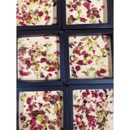 Pistachhio & Red fruit