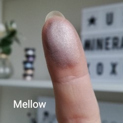 Mineral eyeshadow Mellow